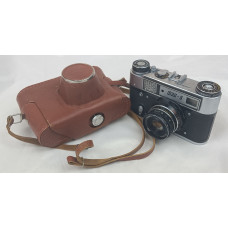 Пленочный фотоаппарат ФЭД-5 + объектив Индустар 61 Л/Д 55mm Пленочный фотоаппарат ФЭД-5 + объектив Индустар 61 Л/Д 55mm